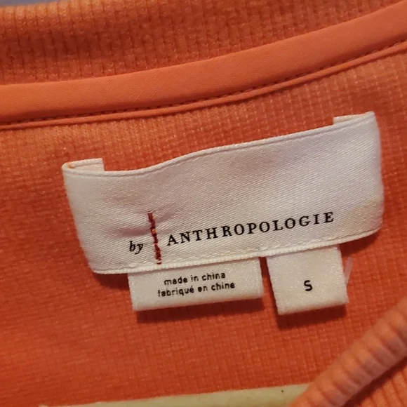 Anthroplogy Ruffled sleeve Top - Picture 2 of 9